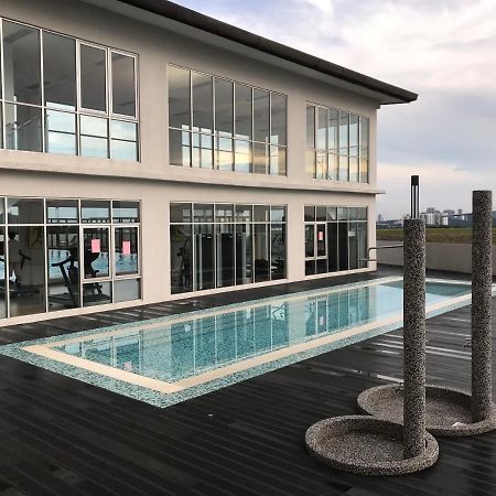Js Homestay@Iskandar Puteri, Nusajaya 누사자야 외부 사진