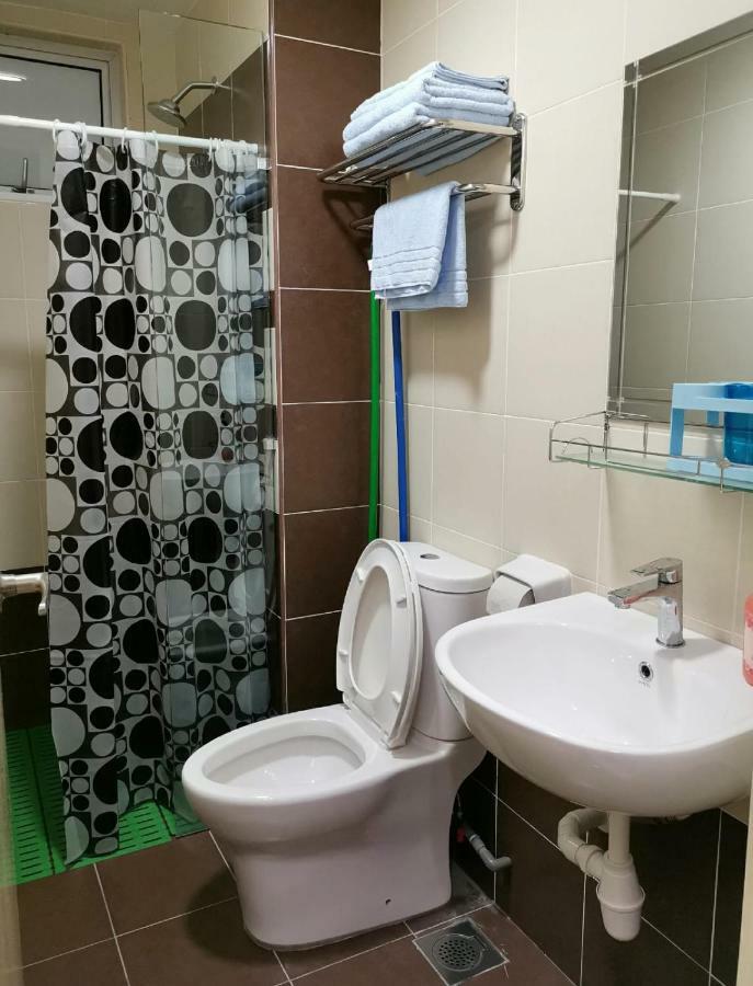 Js Homestay@Iskandar Puteri, Nusajaya 누사자야 외부 사진