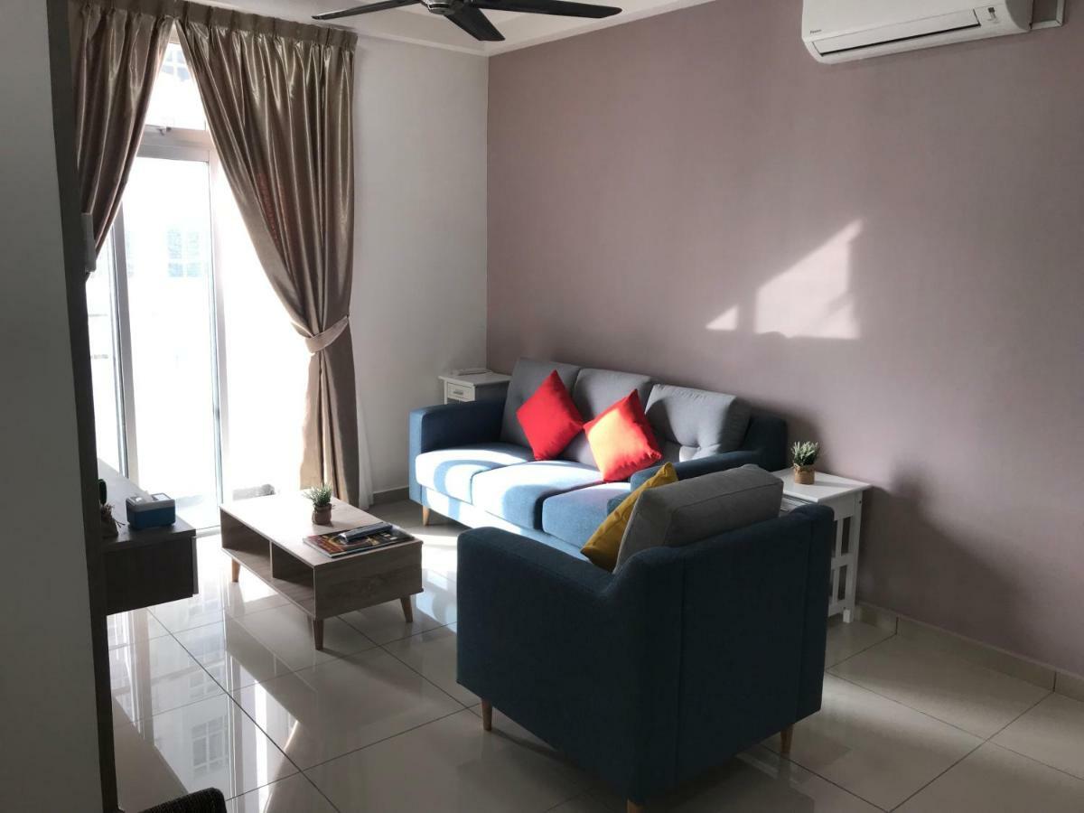 Js Homestay@Iskandar Puteri, Nusajaya 누사자야 외부 사진