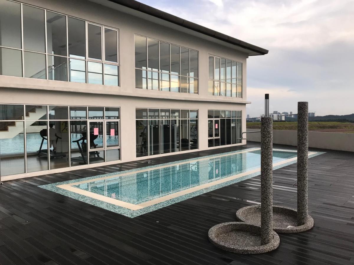 Js Homestay@Iskandar Puteri, Nusajaya 누사자야 외부 사진
